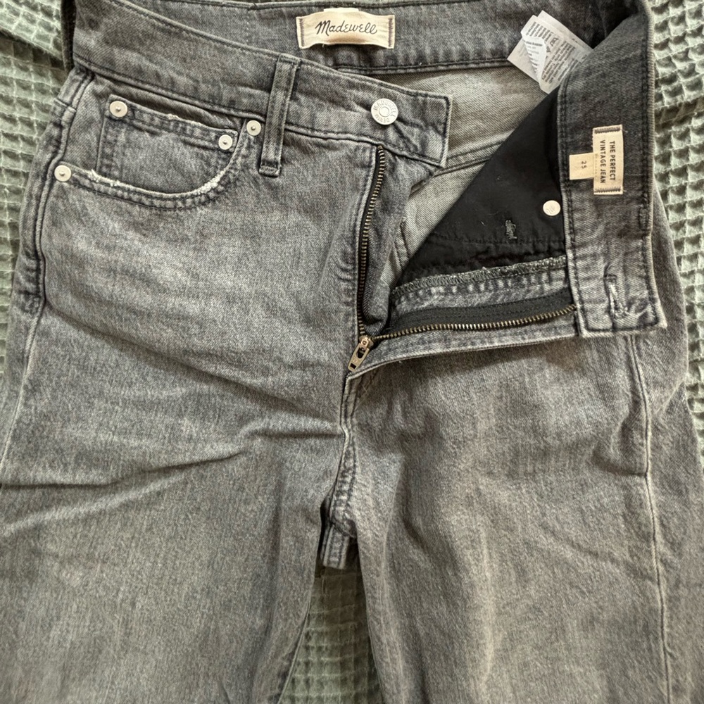 madewell jeans - THE PERFECT VINTAGE JEAN. size 25